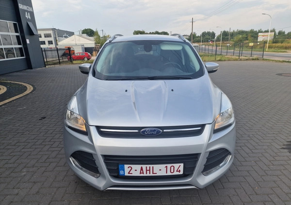 Ford Kuga cena 58056 przebieg: 182033, rok produkcji 2015 z Woźniki małe 704